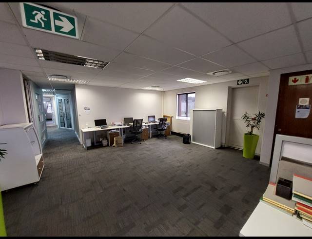 898M² OFFICE TO LET IN GREENSTONE HILL